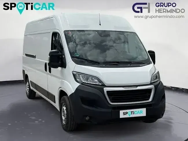 Usado Peugeot Boxer 140 CV (102 kW) 2021 Blanco Van