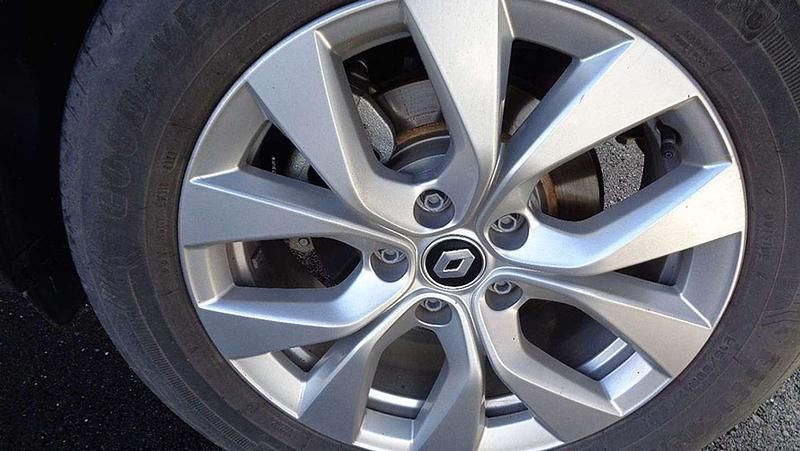 Usado Renault Captur Techno 159 CV (116 kW) 2021 Blanco SUV