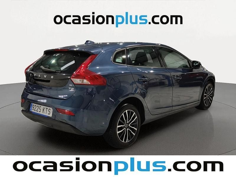 Usado Volvo V40 Momentum 122 CV (89 kW) 2019 Azul Utilitario