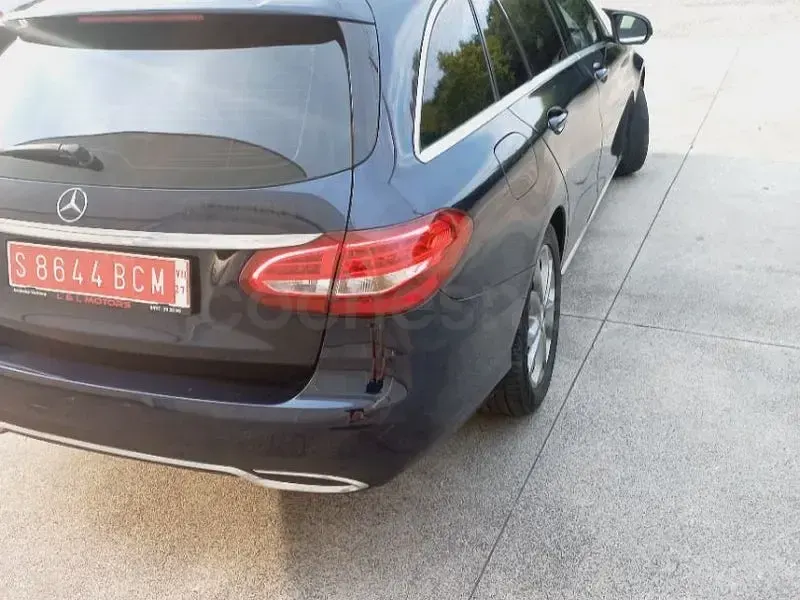 Usado Mercedes C200 Avantgarde 136 CV (100 kW) 2016 Azul Berlina