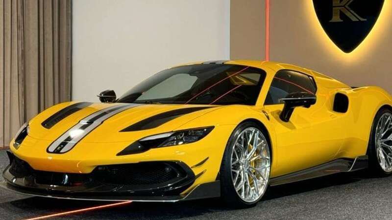 Amarillo Nuevo 2024 Ferrari 296 Descapotable | 559.900 € - Imagen 1/4