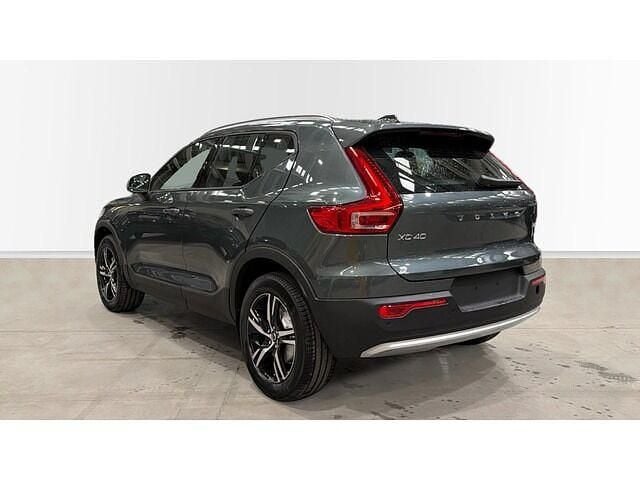 Nuevo Volvo XC40 Core 163 CV (119 kW) 2025 Gris SUV