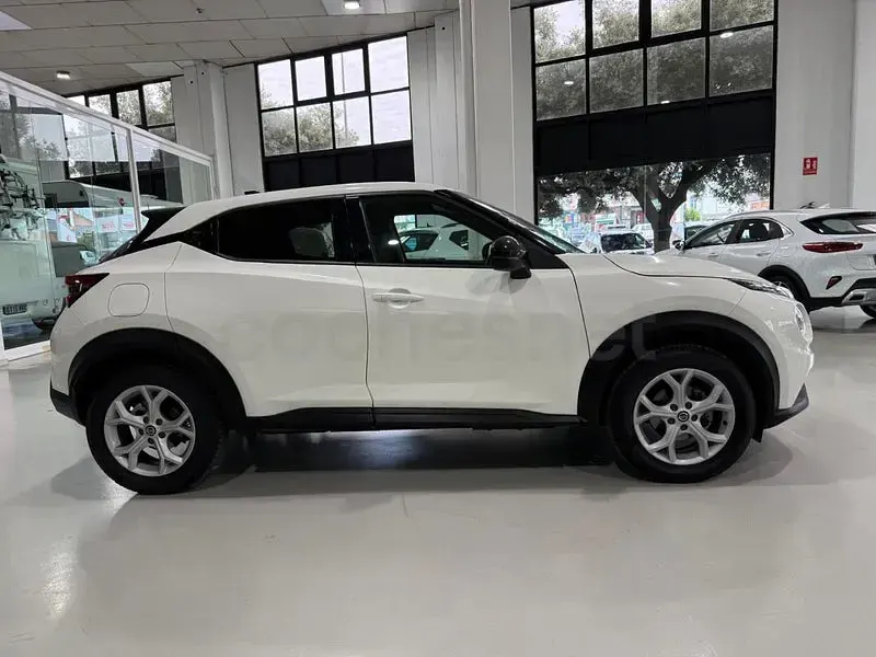 Usado Nissan Juke N-Connecta 114 CV (83 kW) 2022 Blanco SUV