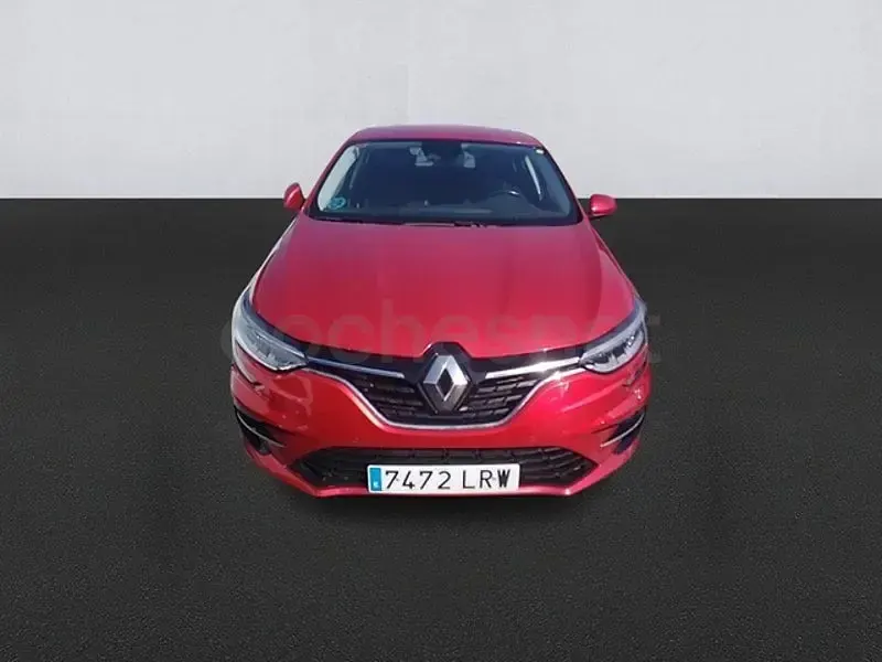 Usado Renault Mégane II Zen 115 CV (84 kW) 2021 Rojo Berlina
