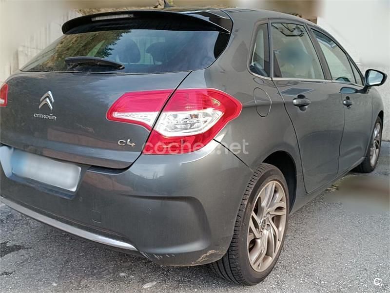 Usado Citroën C4 120 CV (88 kW) 2012 Gris / plata Berlina