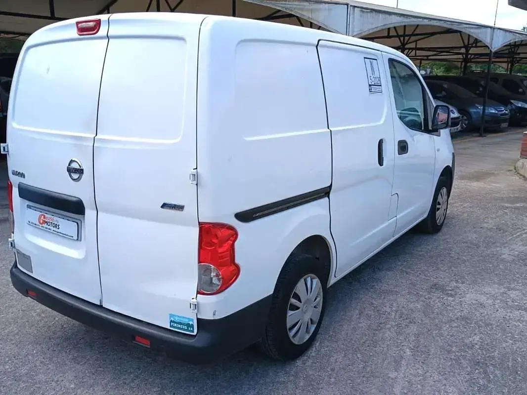 Usado Nissan NV200 86 CV (63 kW) 2011 Blanco Monovolumen