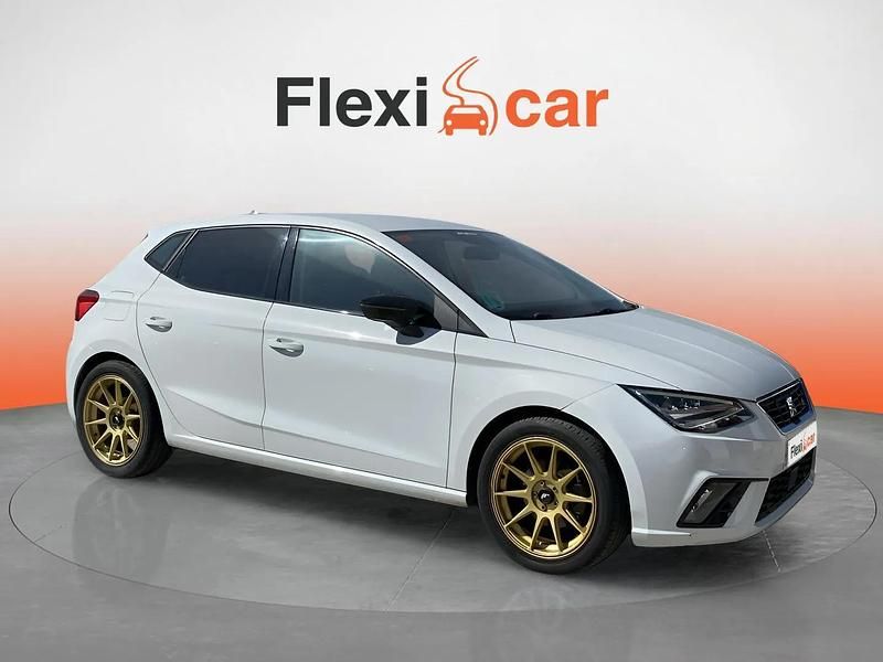 Usado Seat Ibiza FR 115 CV (84 kW) 2018 Blanco Berlina