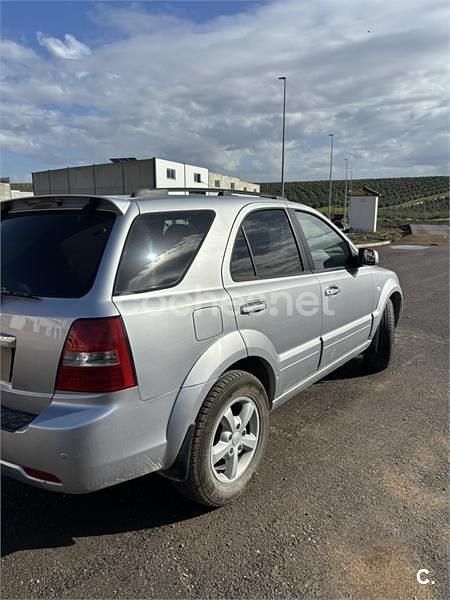 Usado Kia Sorento Active 170 CV (125 kW) 2010 Gris / plata SUV