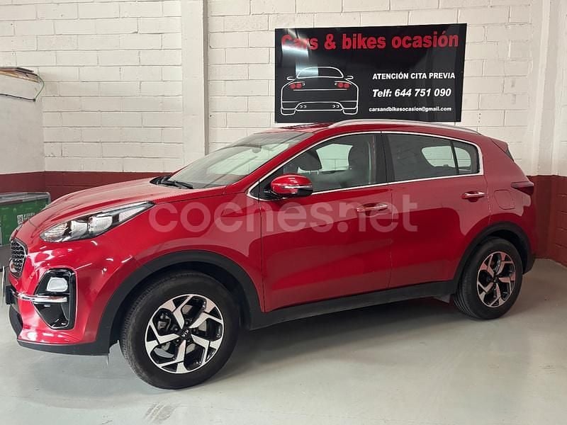 Usado Kia Sportage 132 CV (97 kW) 2019 Granate SUV