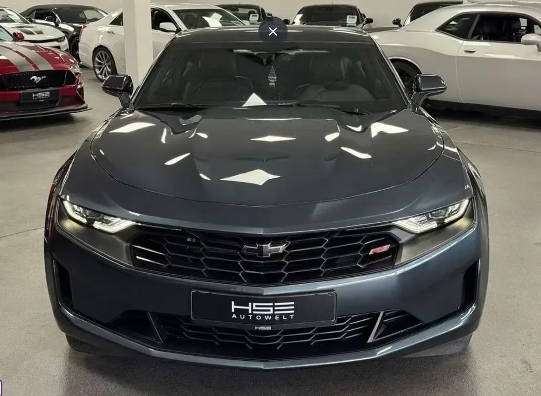 Usado Chevrolet Camaro 340 CV (250 kW) 2022 Gris Coupe
