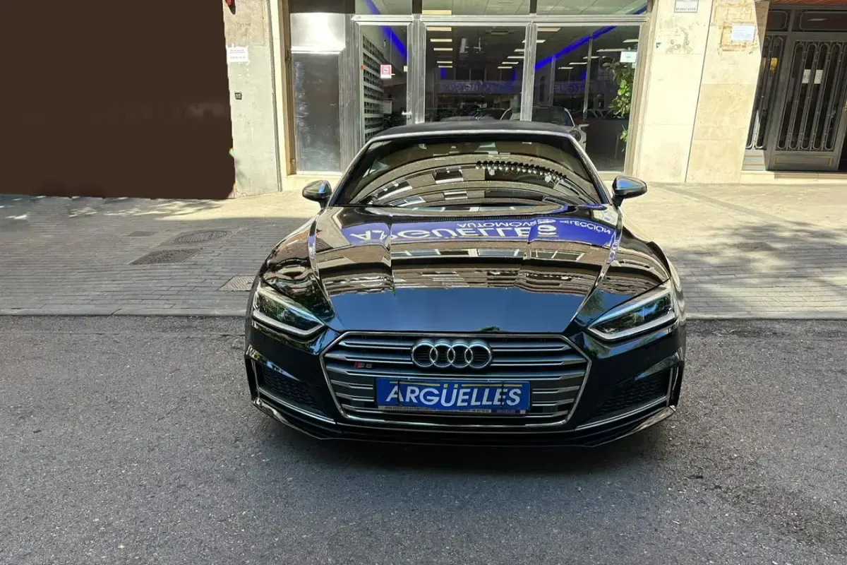 Usado Audi S5 Ambiente 354 CV (260 kW) 2018 Negro Coupe