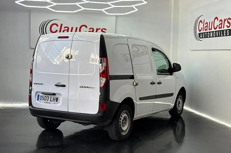 Begagnad Renault Kangoo 95 HK (69 kW) 2020 Vit Minibuss