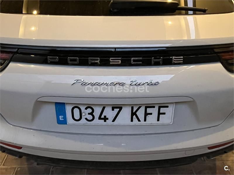 Occasion Porsche Panamera Sport Turismo 550 PK (404 kW) 2017 Wit Stationwagen