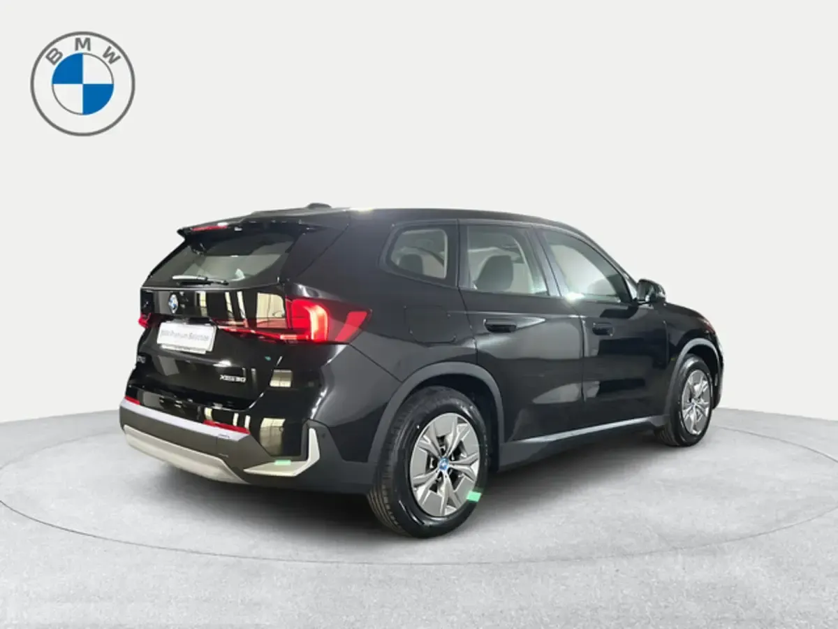 Usado BMW iX1 230 kW (313 CV) 2025 Negro SUV
