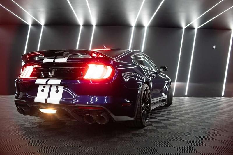 Usado Ford Mustang 760 CV (558 kW) 2020 Azul Coupe