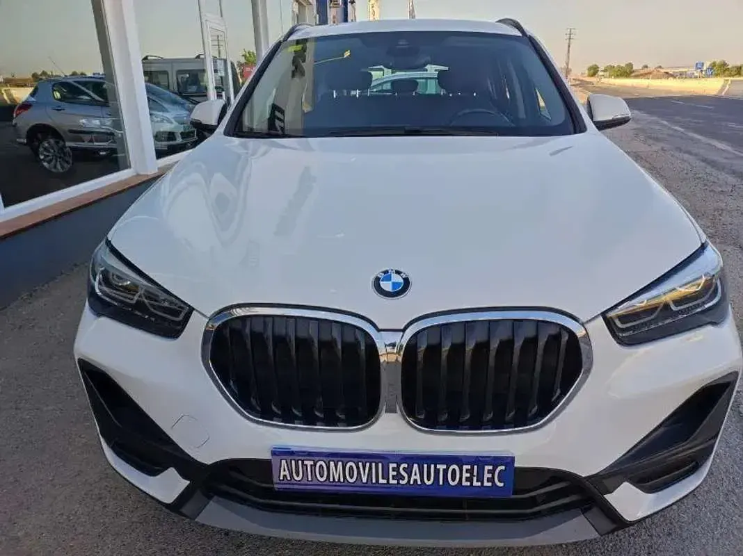 Usado BMW X1 150 CV (110 kW) 2019 Blanco SUV