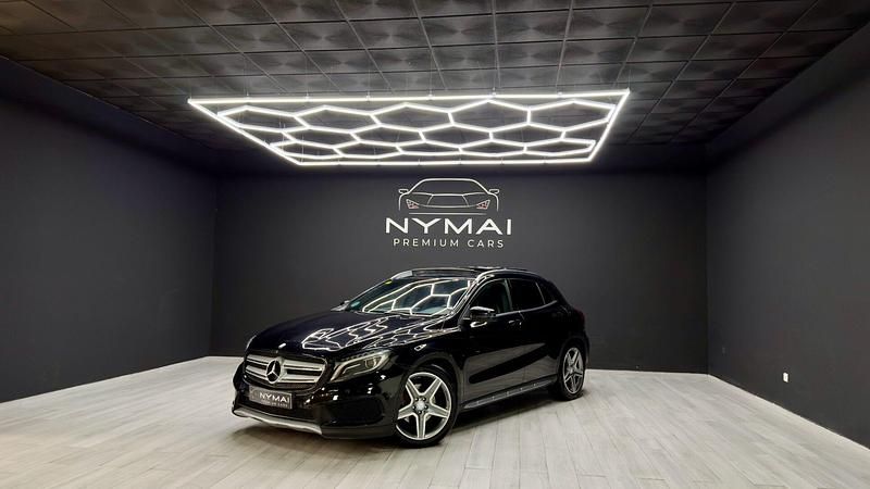 Usado Mercedes GLA220 AMG line 170 CV (125 kW) 2015 Negro SUV