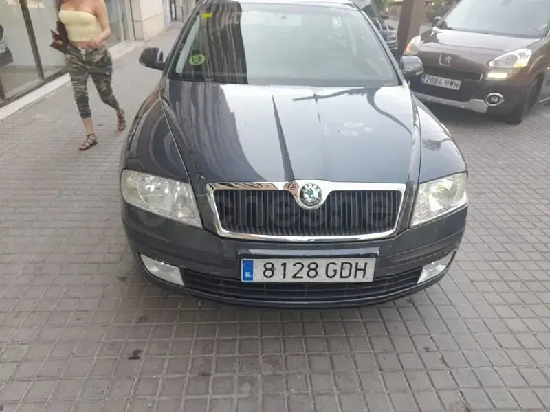 Usado Skoda Octavia Elegance 140 CV (102 kW) 2008 Azul Berlina