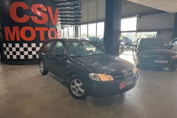 Usado Nissan Almera 89 CV (65 kW) 2002 Utilitario