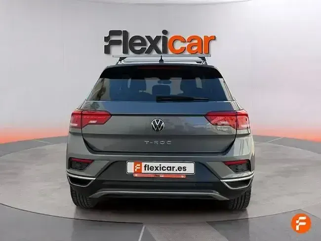 Usado VW T-Roc Advance 150 CV (110 kW) 2021 Gris SUV