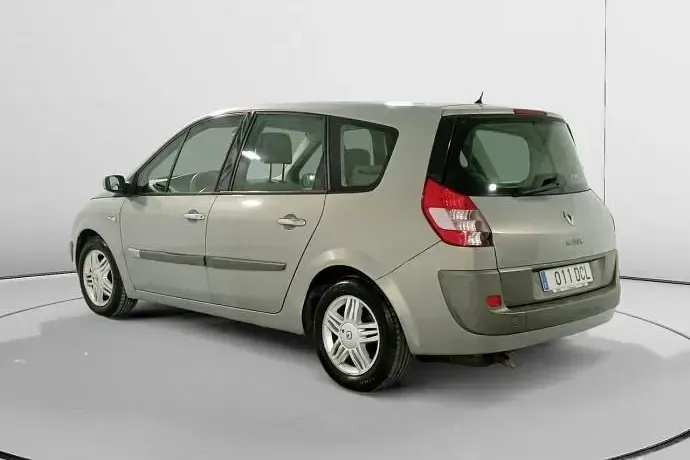 Usado Renault Scenic E-Tech Privilege 120 CV (88 kW) 2004
