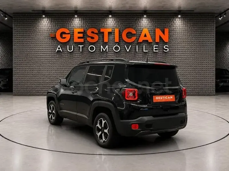 Usado Jeep Renegade Trailhawk 240 CV (176 kW) 2022 Negro SUV