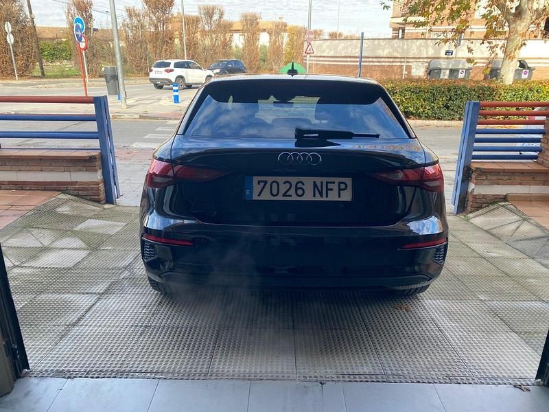 Usado Audi A3 Sportback e-tron 150 CV (110 kW) 2021 Negro Utilitario