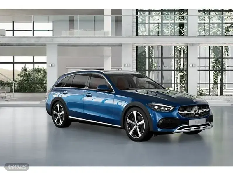 Usado Mercedes C220 199 CV (146 kW) 2022 Azul Familiar