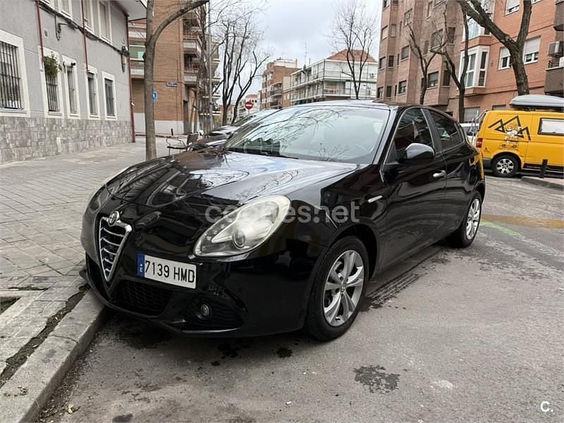 Usado Alfa Romeo Giulietta Business 105 CV (77 kW) 2012 Negro Berlina