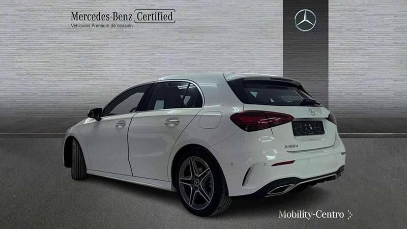 Usado Mercedes A180 109 CV (80 kW) 2024 Blanco Utilitario