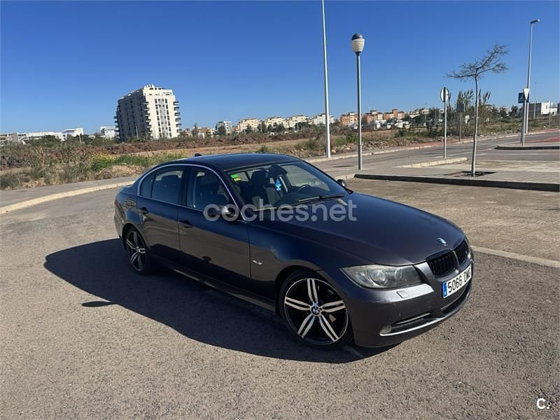 Usado BMW 325 218 CV (160 kW) 2005 Gris / plata Berlina