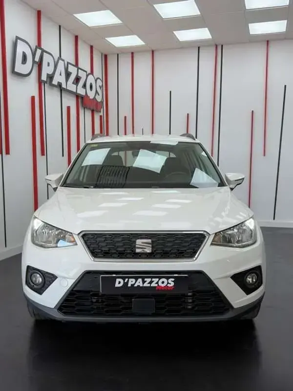 Usado Seat Arona Ecomotive 116 CV (85 kW) 2020 Blanco SUV