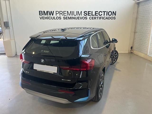 Usado BMW iX1 230 kW (313 CV) 2023 Negro SUV