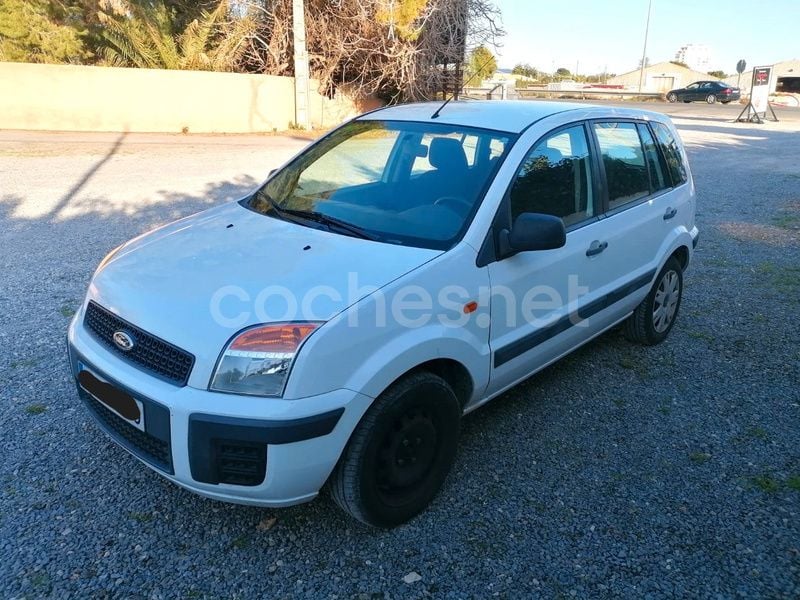 Blanco Usado 2012 Ford Fusion Berlina | 4190 € (Precio justo) - Imagen 1/4