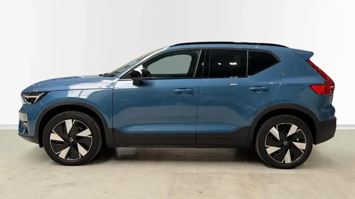 Usado Volvo EX40 Plus 175 kW (238 CV) 2025 SUV