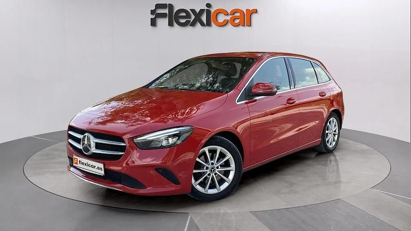 Usado Mercedes B200 151 CV (111 kW) 2019 Rojo Monovolumen