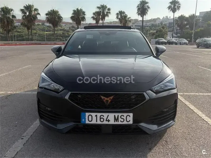 Usado Cupra Leon 150 CV (110 kW) 2024 Negro Berlina