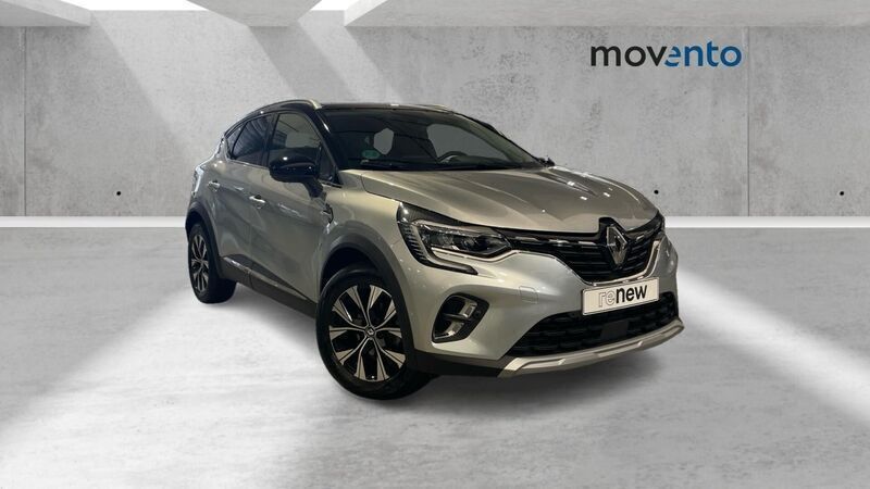 Usado Renault Captur Techno 90 CV (66 kW) 2024 Gris SUV