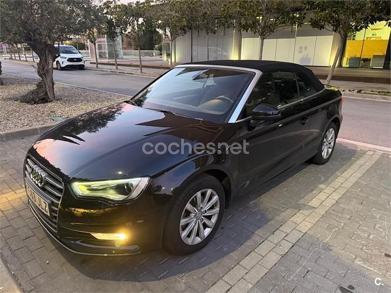 Usado Audi A3 Cabriolet Ambition 110 CV (80 kW) 2016 Negro Descapotable