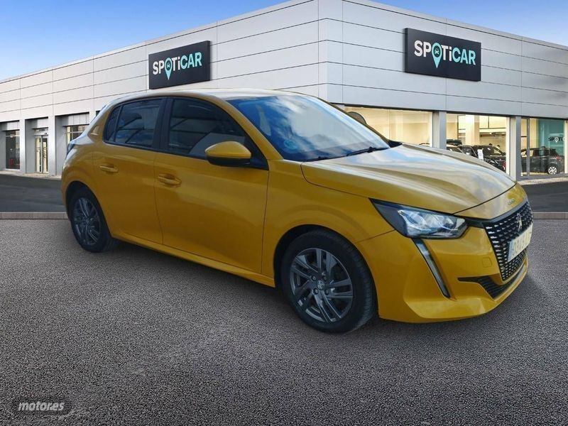 Usado Peugeot 208 Active 100 CV (73 kW) 2021 Amarillo Utilitario