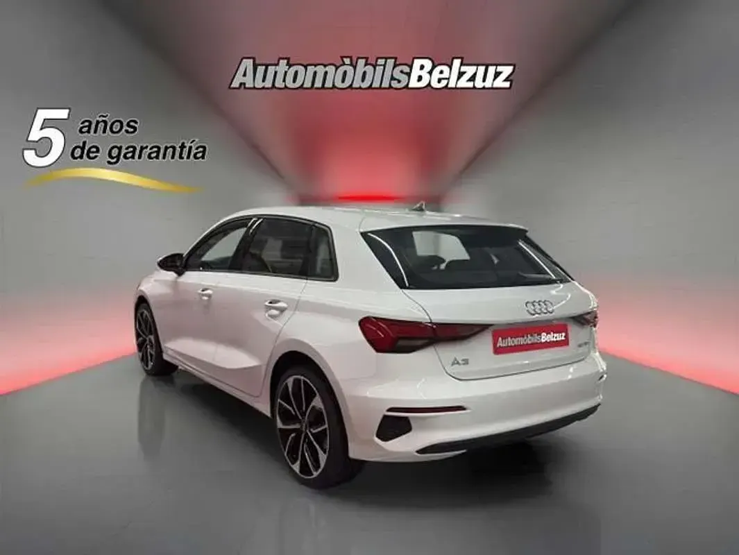 Usado Audi A3 Sportback 116 CV (85 kW) 2023 Blanco Utilitario