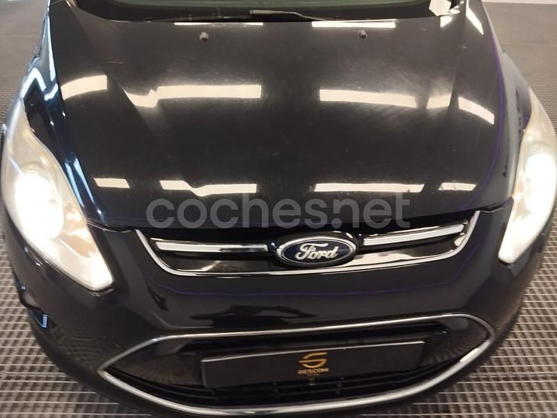 Usado Ford Grand C-Max Titanium 140 CV (102 kW) 2012 Negro Monovolumen