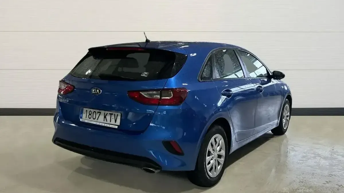 Occasion Kia Ceed 100 PK (73 kW) 2019 Blauw Hatchback