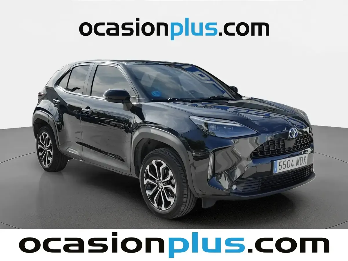 Begagnad Toyota Yaris Hybrid Active 116 HK (85 kW) 2023 Svart Pickup