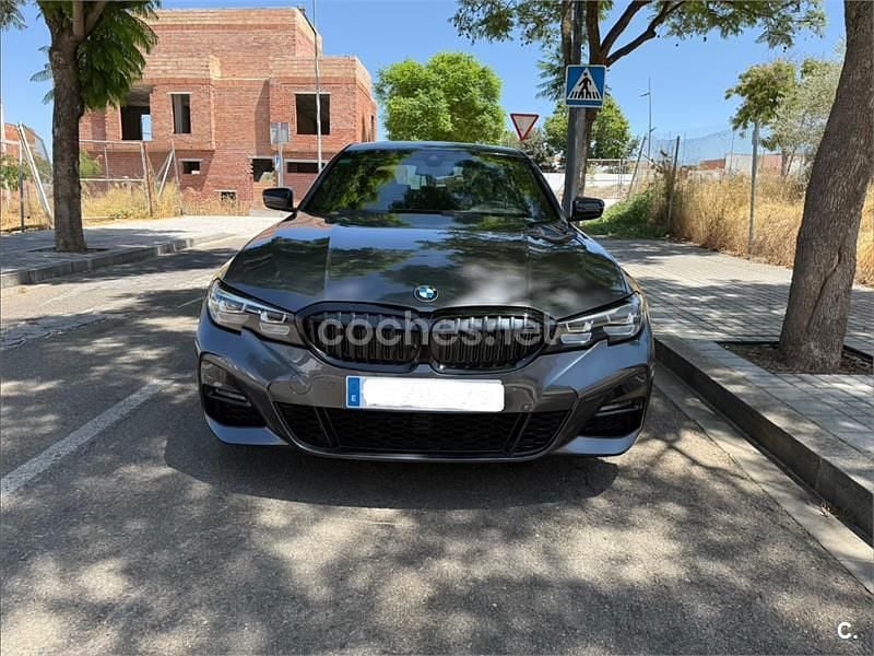 Usado BMW 320 Comfort Edition 190 CV (139 kW) 2019 Gris / plata Berlina