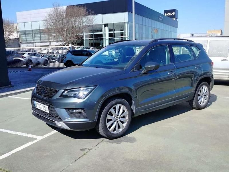 Usado Seat Ateca Ecomotive 116 CV (85 kW) 2019 Gris SUV