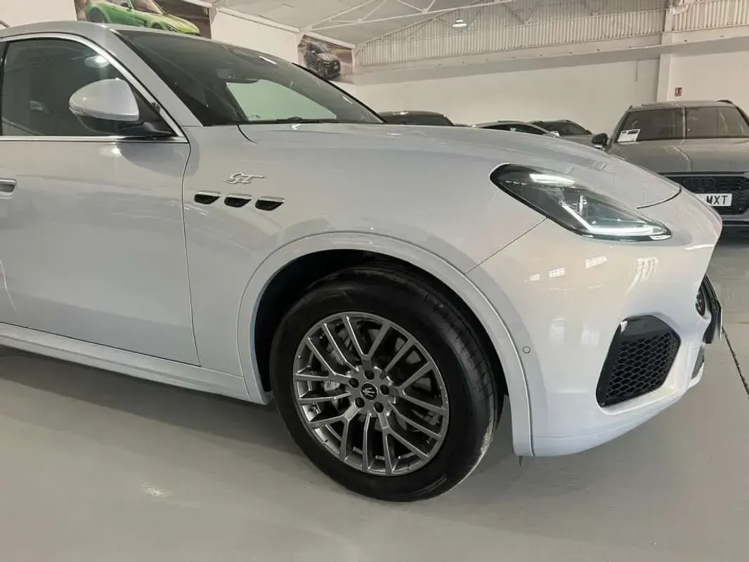Usado Maserati Grecale GT 300 CV (220 kW) 2025 Blanco SUV
