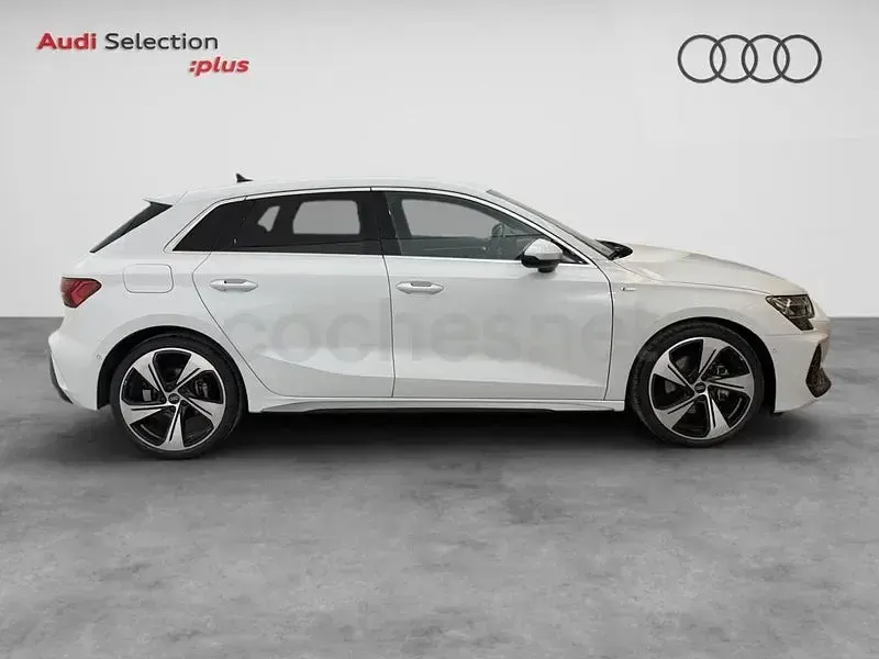 Usado Audi A3 S-Line 150 CV (110 kW) 2025 Blanco Berlina