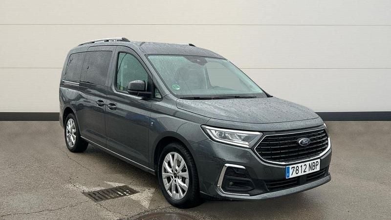 Gris Usado 2025 Ford Tourneo Connect Titanium Monovolumen | 33.990 € (Caro) - Imagen 1/4