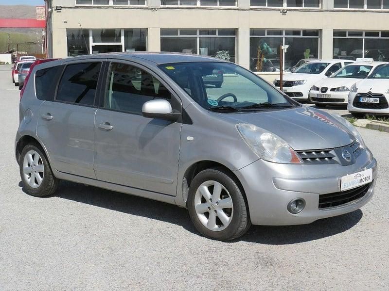 Usado Nissan Note Acenta 88 CV (64 kW) 2007 Gris / plata Utilitario